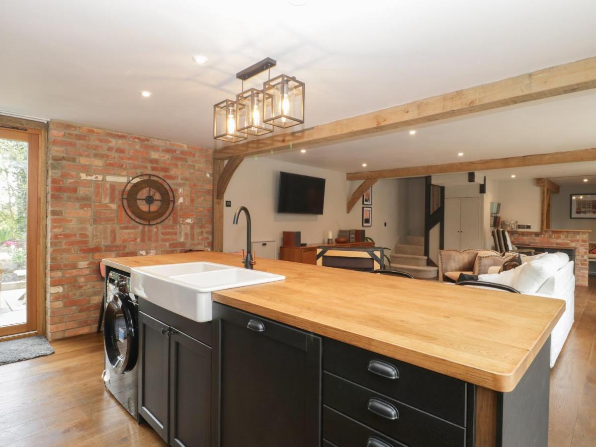 The Courtyard - Hilltop Barn Blandford Forum Esterno foto